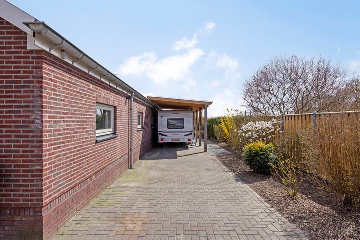 Photo 73 of Broek 48