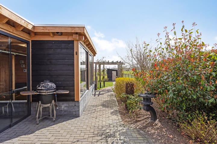 Photo 75 of Broek 48