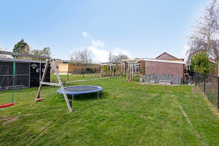 Photo 80 of Broek 48