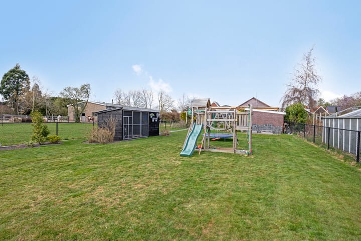 Photo 81 of Broek 48