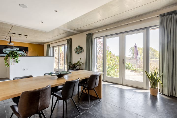 Foto 15 van Pastoor van Gestelstraat 8