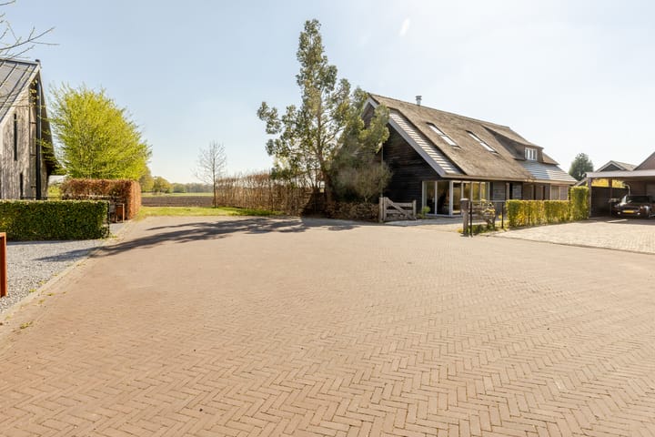 Foto 72 van Pastoor van Gestelstraat 8