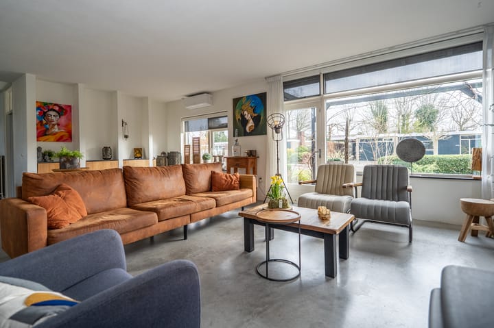 Foto 8 van Tilburglaan 2