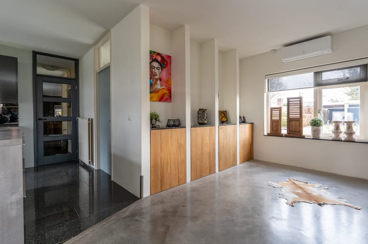 Foto 11 van Tilburglaan 2