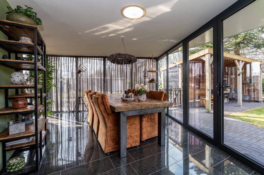 Foto 22 van Tilburglaan 2