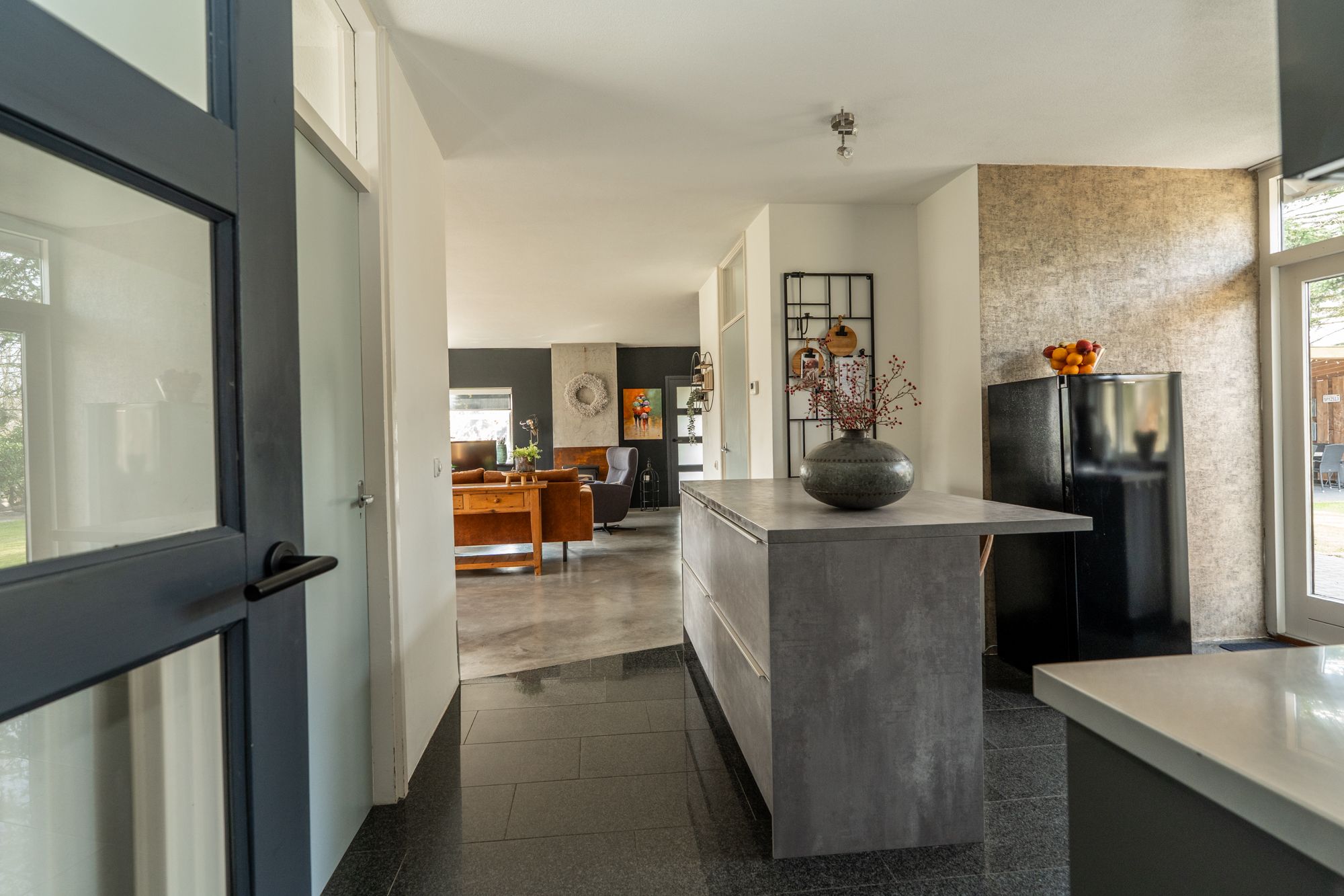 Foto 24 van Tilburglaan 2