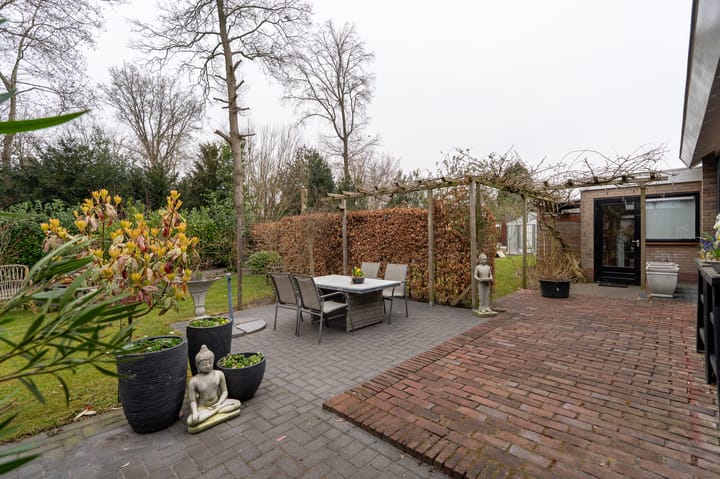 Foto 40 van Tilburglaan 2