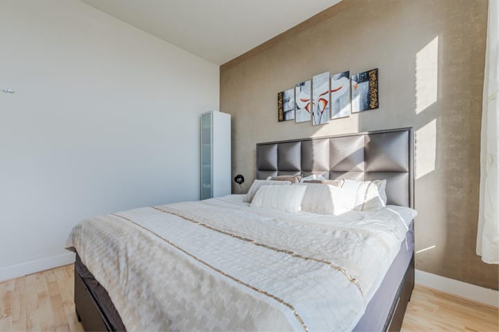 Foto 30 van Govert Bidloostraat 44