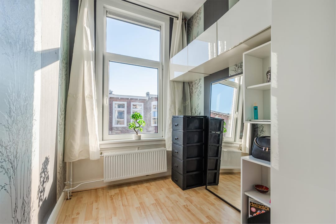 Photo 32 of Govert Bidloostraat 44