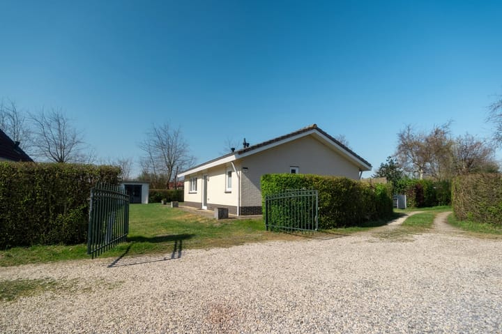 Foto 1 van Duinakker 16