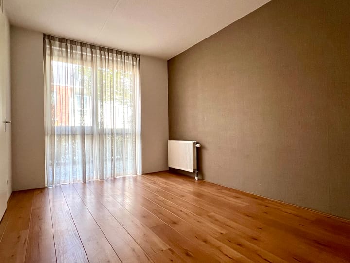 Foto 21 van Van den Broekstraat 79