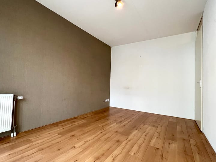 Foto 22 van Van den Broekstraat 79