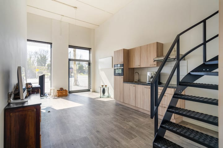 Foto 2 van Stationsplein 17-A