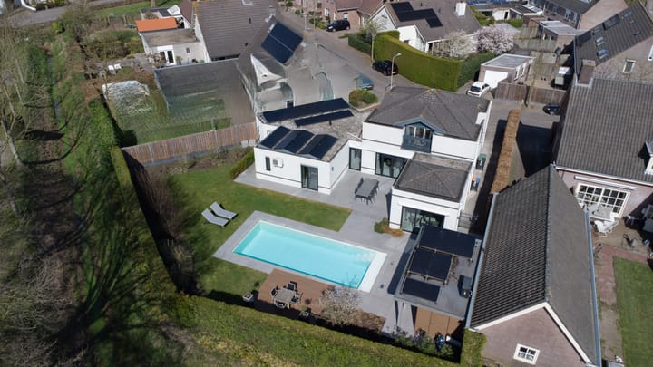 Foto 64 van Dovenetel 8