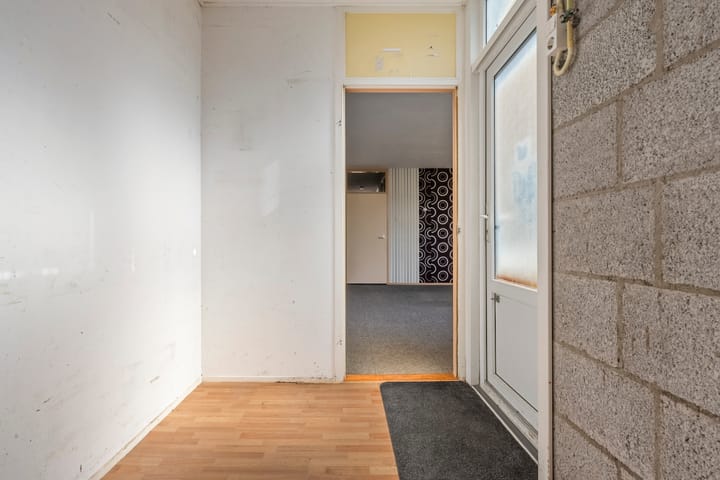 Photo 8 of Weldam 46