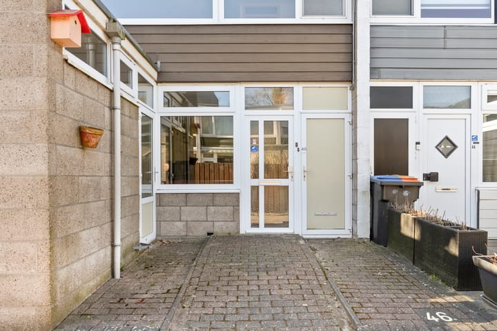 Photo 38 of Weldam 46