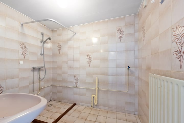 Photo 27 of Weldam 46