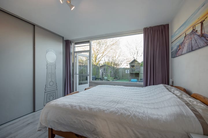 Foto 8 van Mecklenburgstraat 15