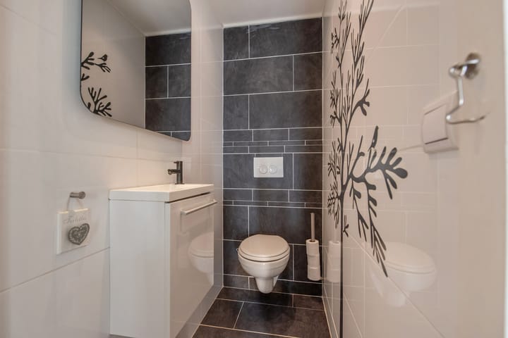 Foto 11 van Mecklenburgstraat 15