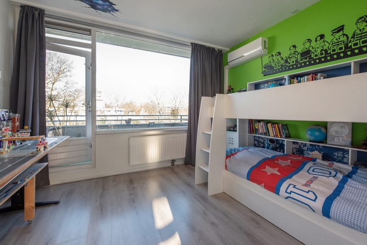 Foto 25 van Mecklenburgstraat 15