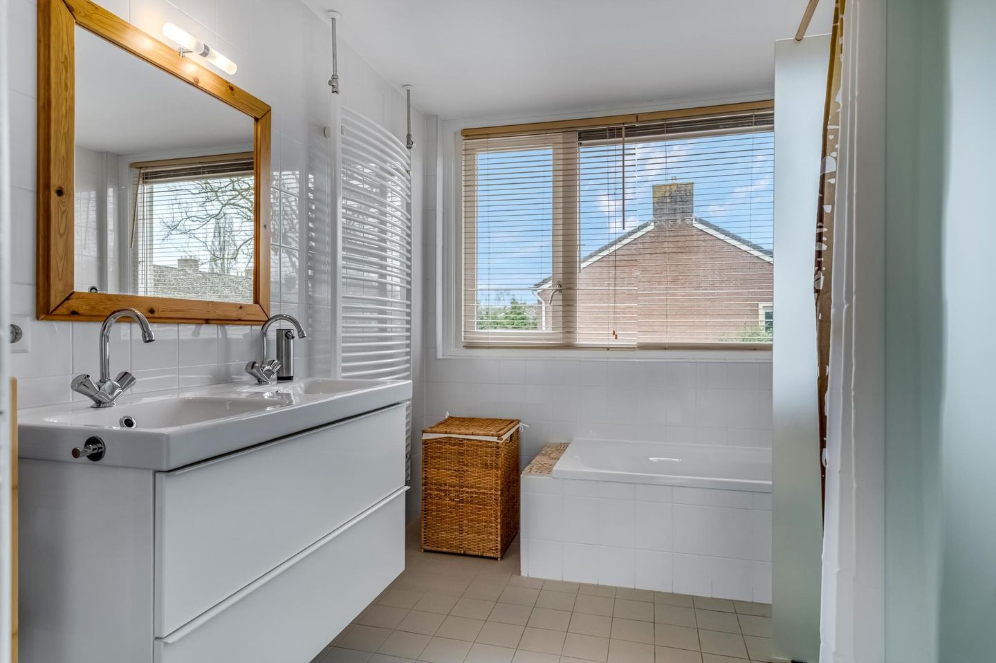 Foto 25 van Jagerskamp 99