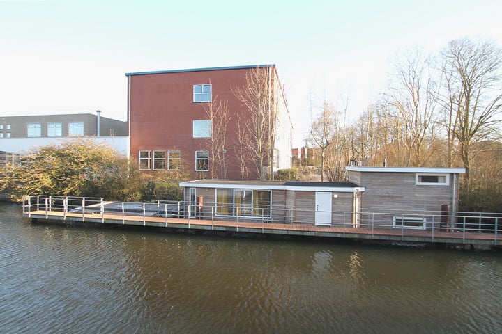 Admiraal de Ruyterlaan 1001