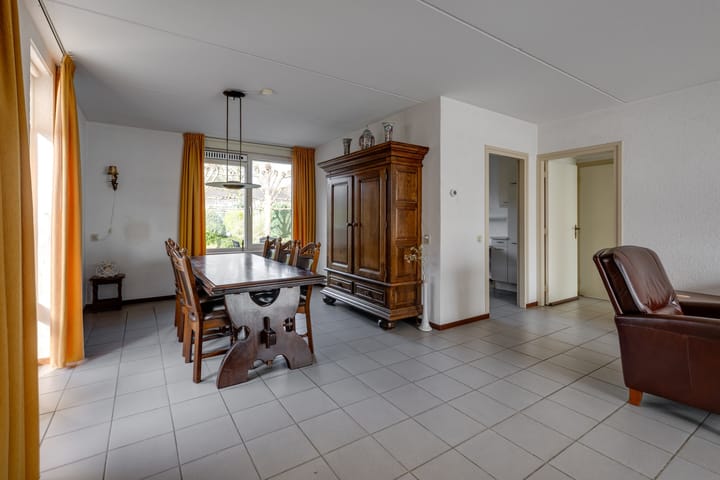 Foto 12 van Korenbloem 13