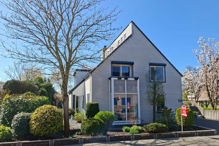 Foto 47 van Koraal 35