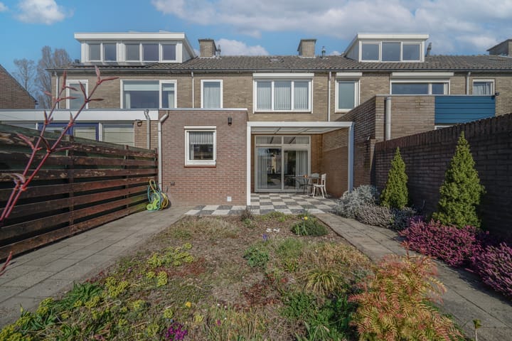 Foto 16 van Frederik van Eedenstraat 50