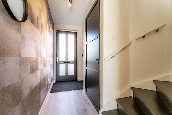 Foto 12 van Vliegend Hert 30