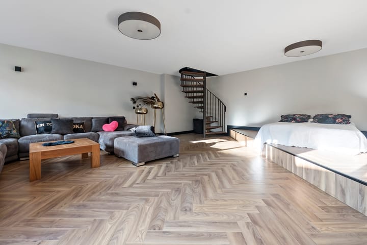 Foto 25 van Gevers Deynootplein 161