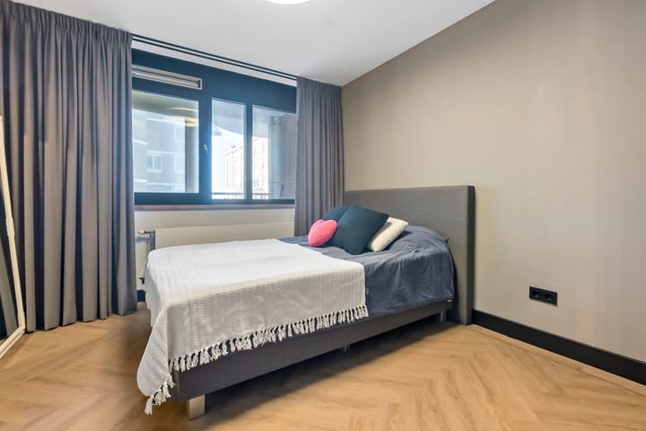 Foto 43 van Gevers Deynootplein 161