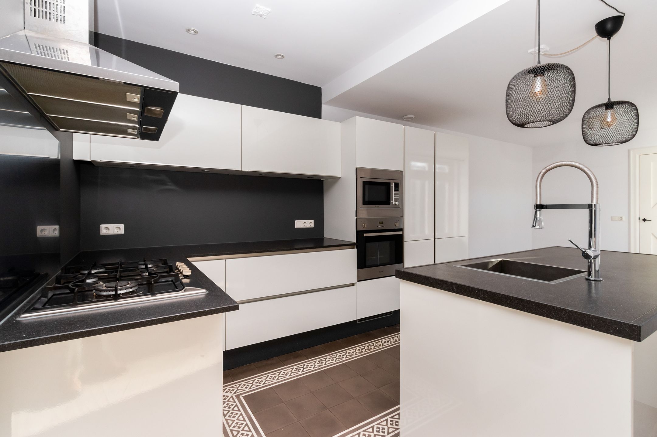 Foto 9 van Melkweg 14