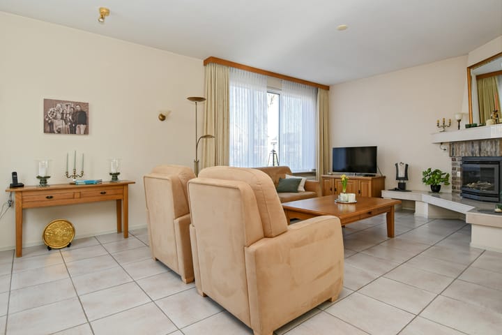 Foto 6 van Budschop 12