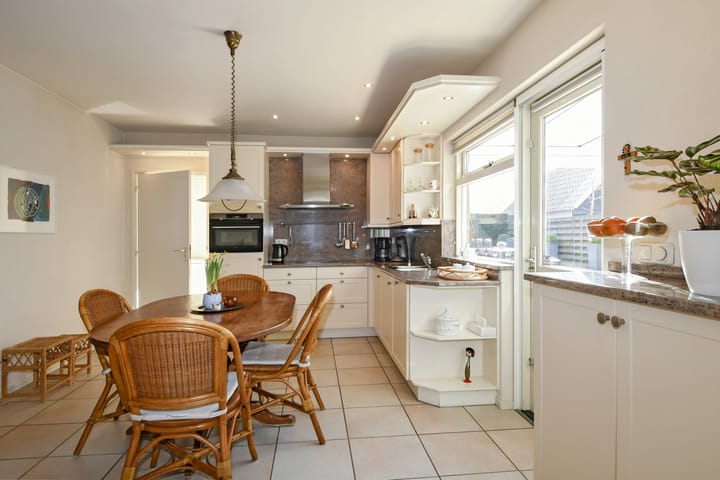 Foto 12 van Budschop 12