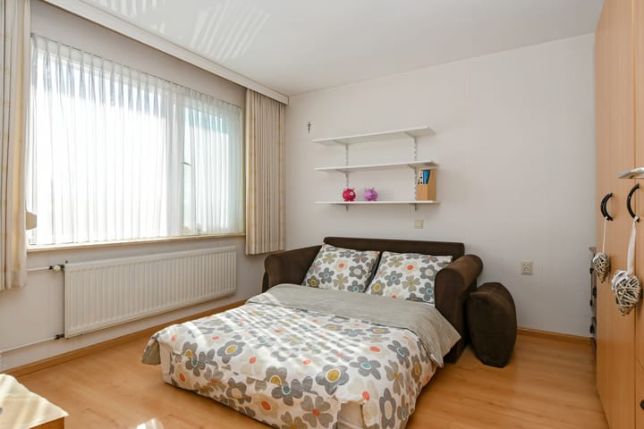 Foto 19 van Budschop 12