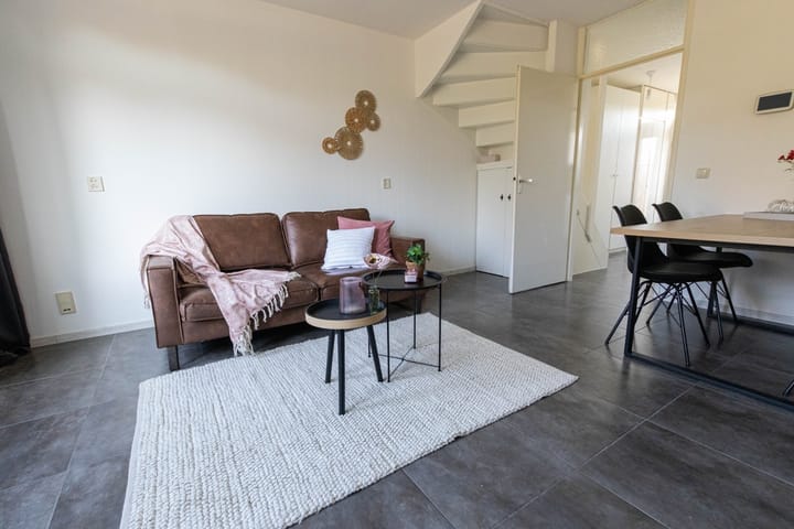 Photo 3 of Amelandstraat 38