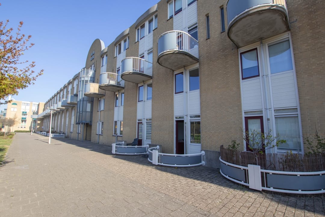 Photo 7 of Amelandstraat 38