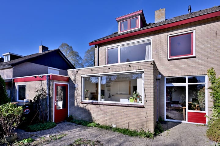 Photo 33 of Troelstralaan 68