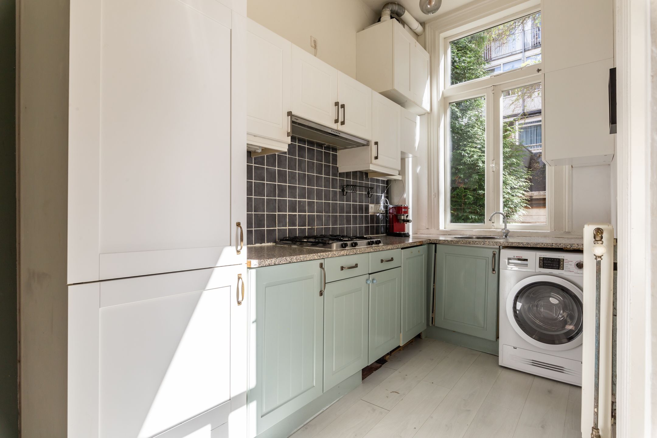 Photo 6 of Tolstraat 122-H