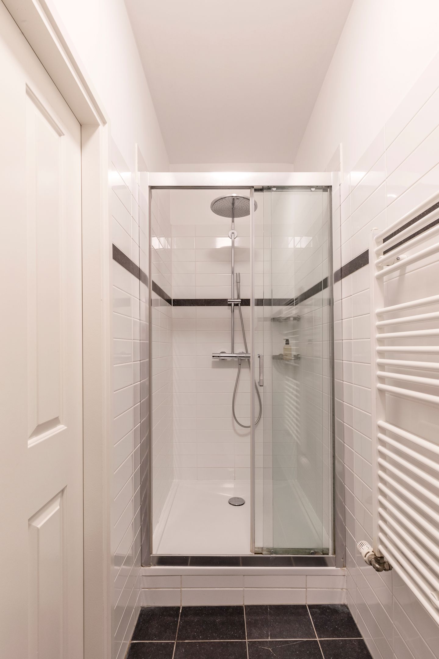 Photo 19 of Van Hogendorpstraat 153-H