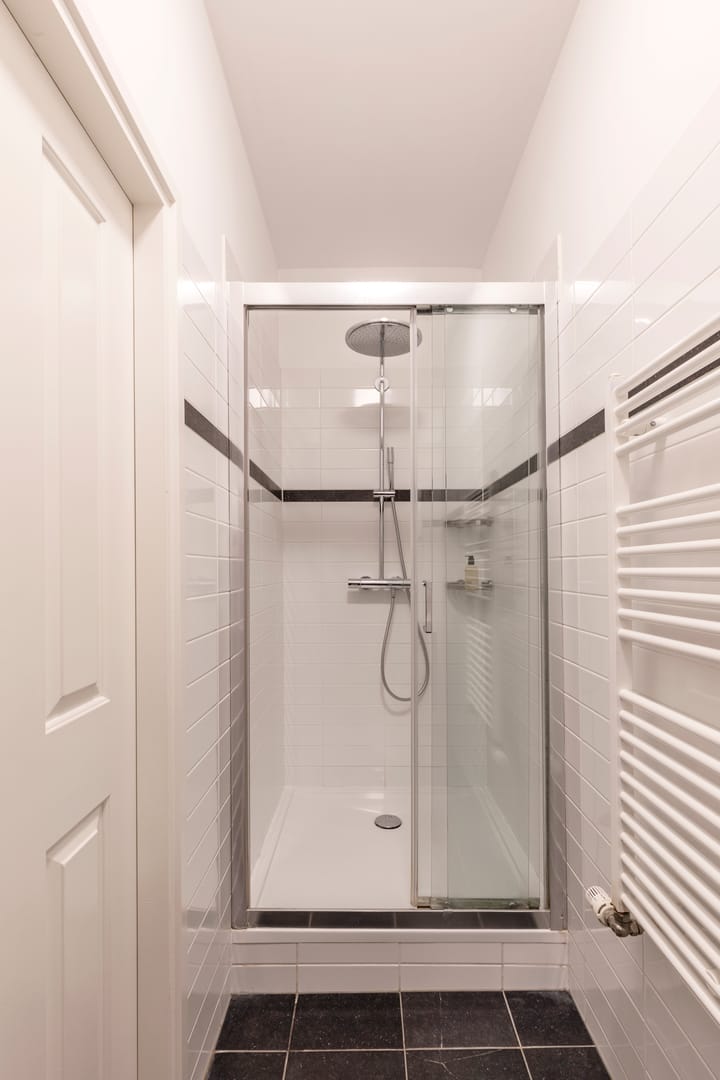 Photo 19 of Van Hogendorpstraat 153-H