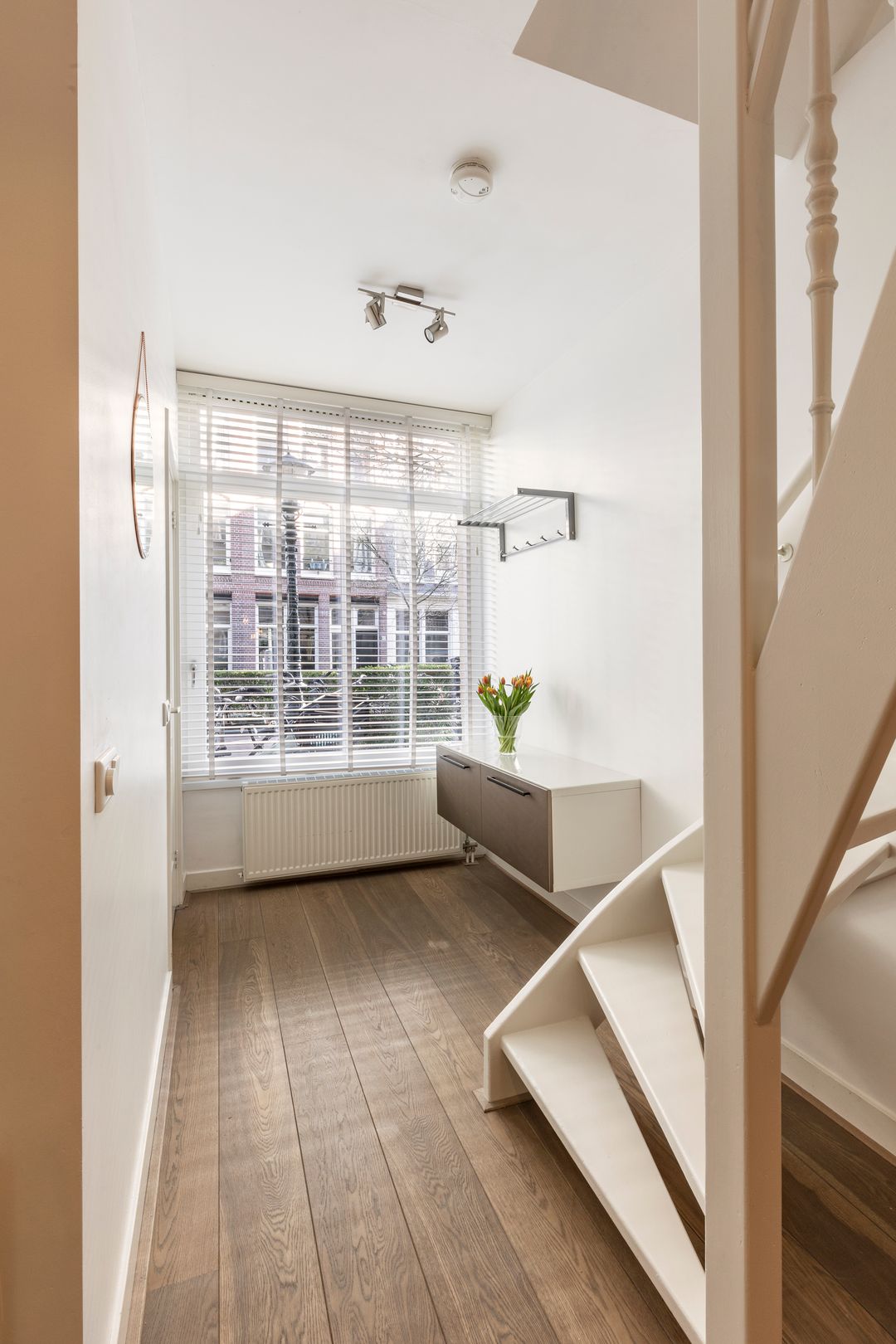 Photo 22 of Van Hogendorpstraat 153-H