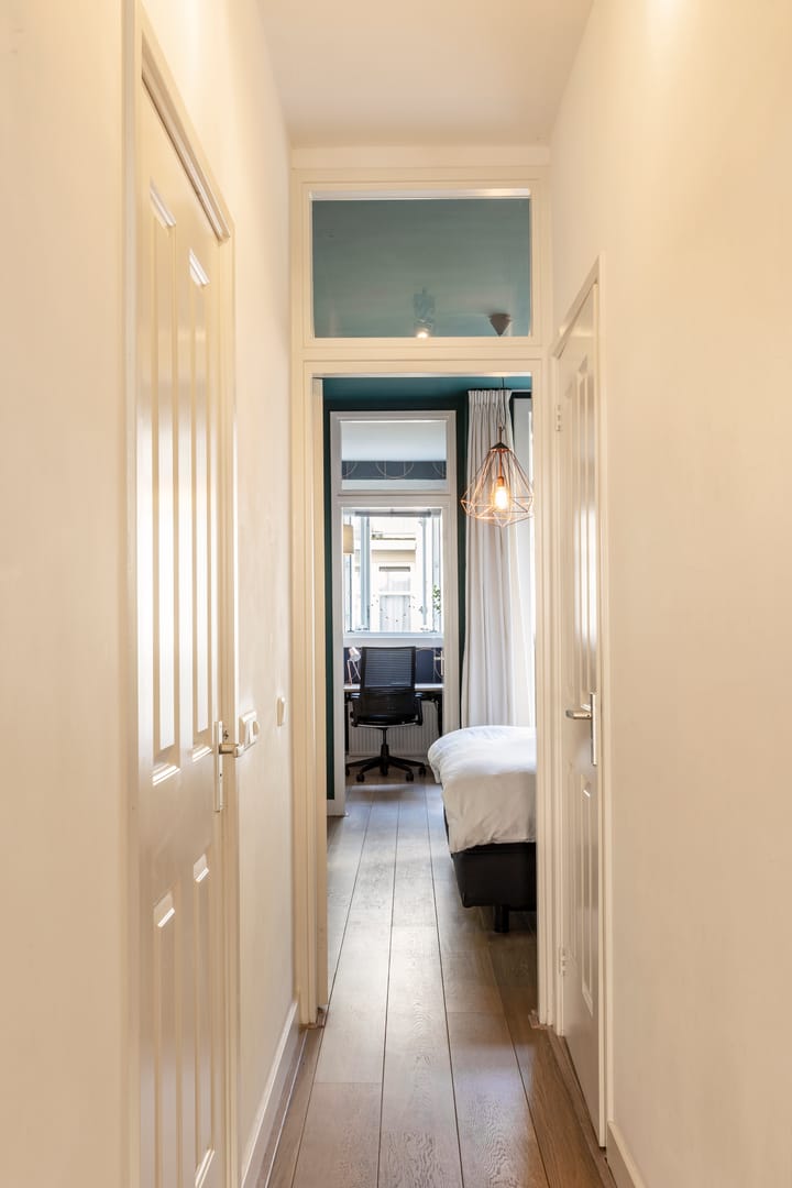 Photo 14 of Van Hogendorpstraat 153-H