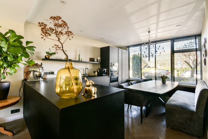 Foto 11 van Van Koetsveldstraat 4