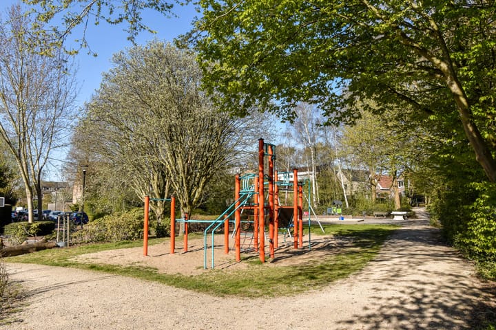 Foto 35 van Van Koetsveldstraat 4