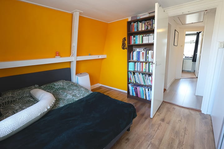 Photo 18 of Gronausestraat 56