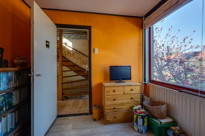 Foto 33 van Leliestraat 16