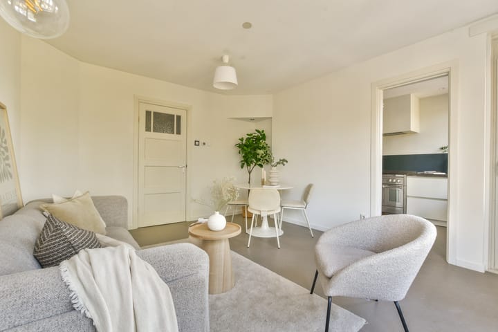 Foto 2 van Sara Burgerhartstraat 46-H