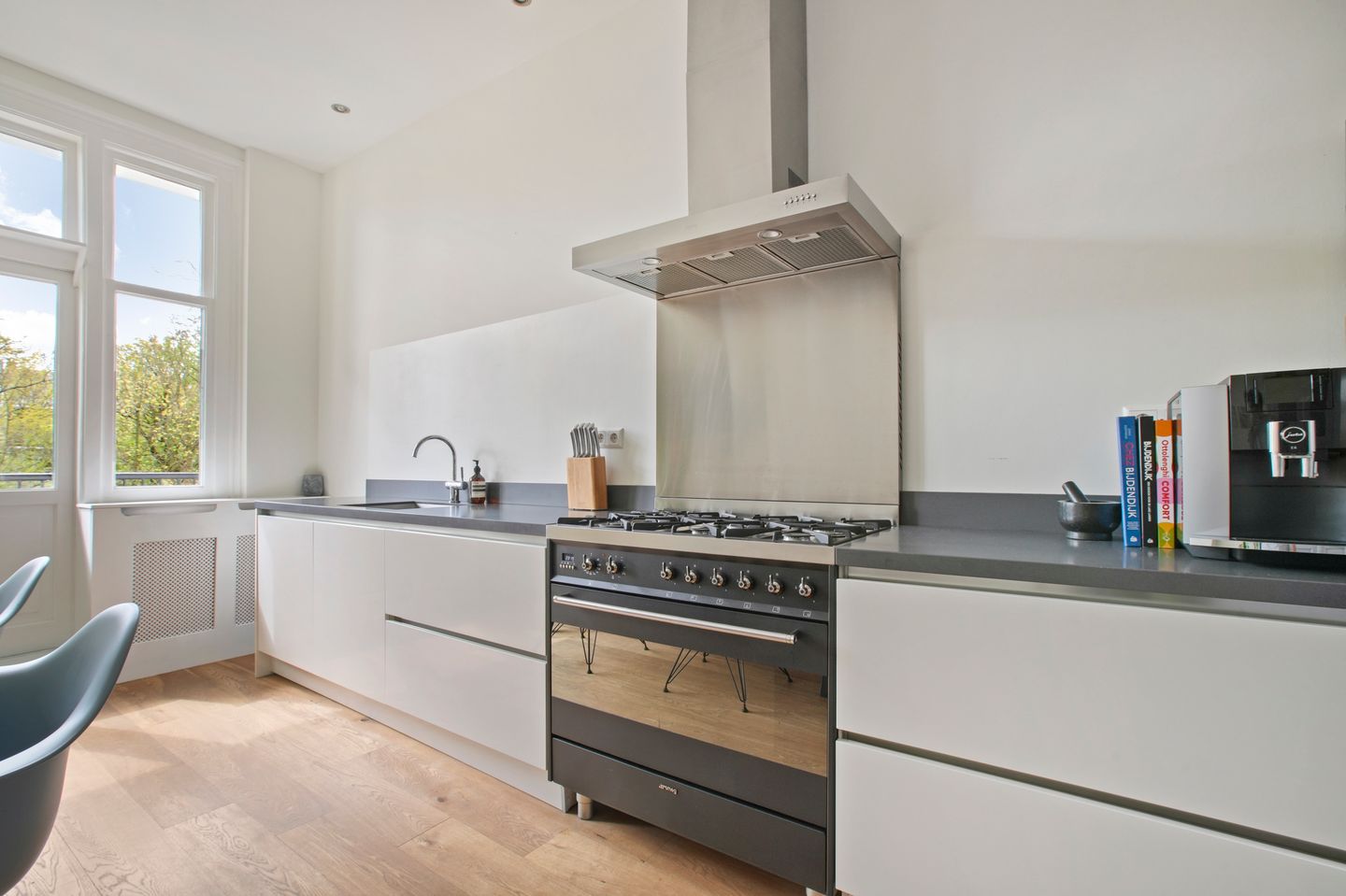 Foto 10 van Admiraal De Ruijterweg 31-2